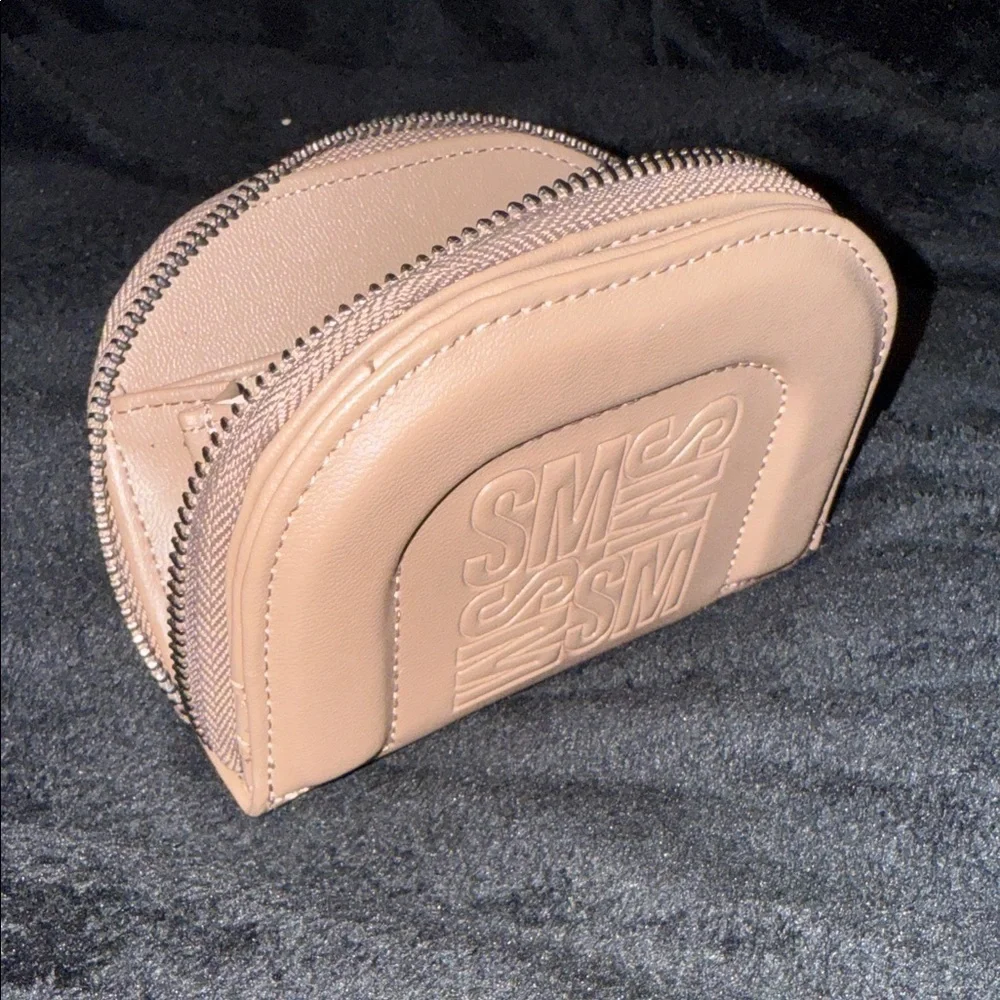 Steve Madden Tan Zip Wallet/Coin Card holder